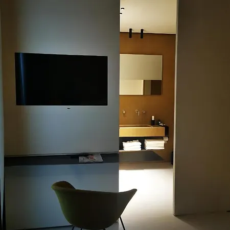 Meo Design & בית הארחה קטאניה